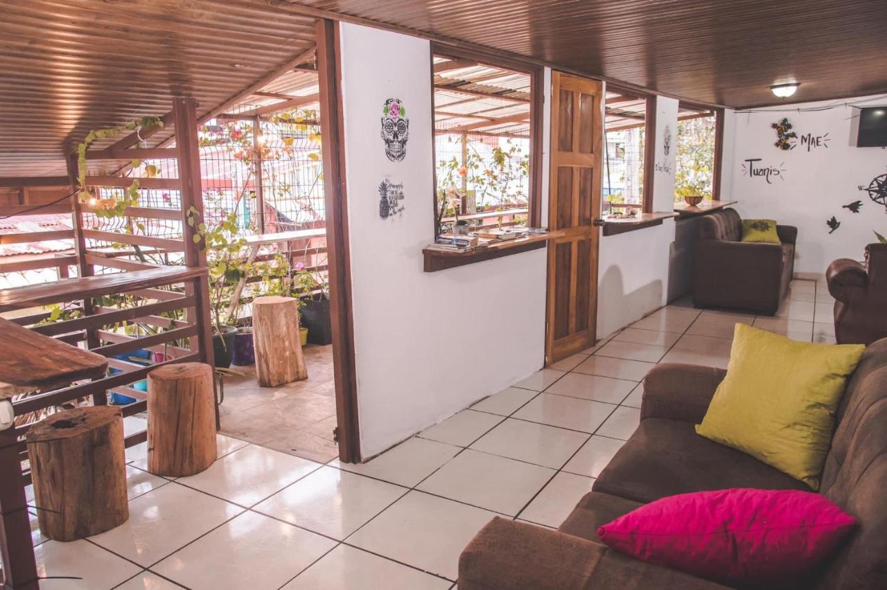 Passiflora'S Apartment Quepos Exterior photo
