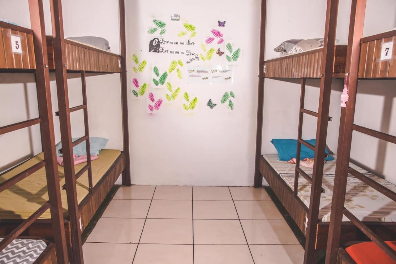 Passiflora'S Apartment Quepos Exterior photo